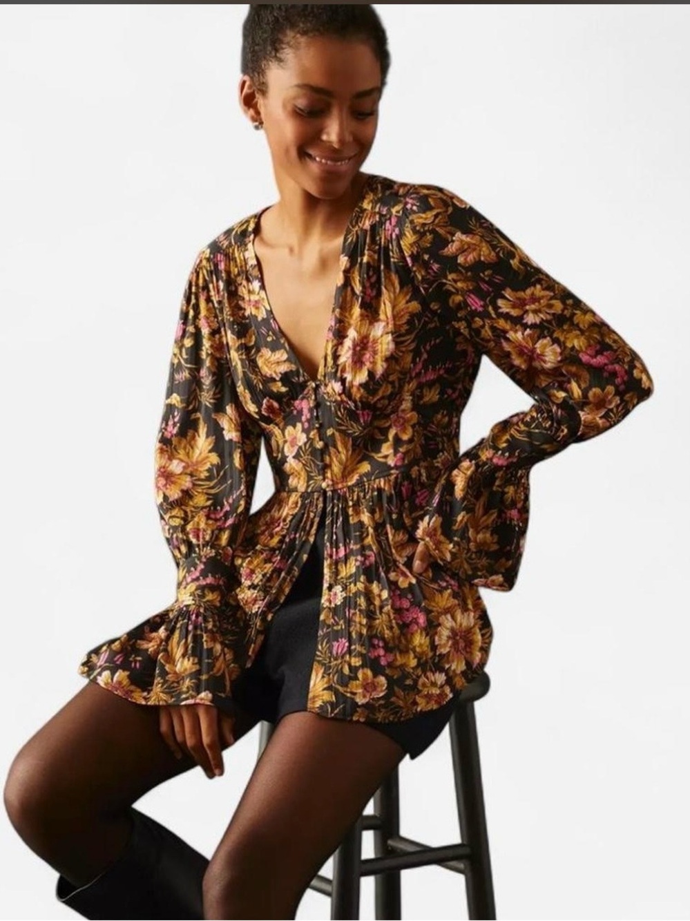 ANTHROPOLOGIE Deep V-Neck Floral Button Front Floral Tunic Blouse Sz Small
